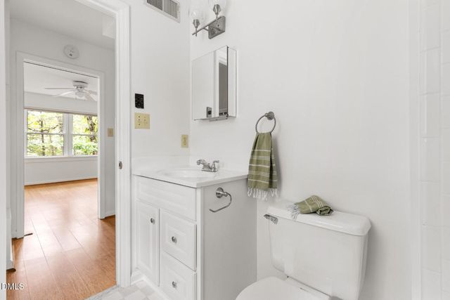 1209 C Hillsborough Road, Chapel Hill, NC 27516