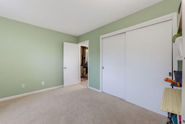 12405 W Crawford AVENUE, New Berlin, WI 53151