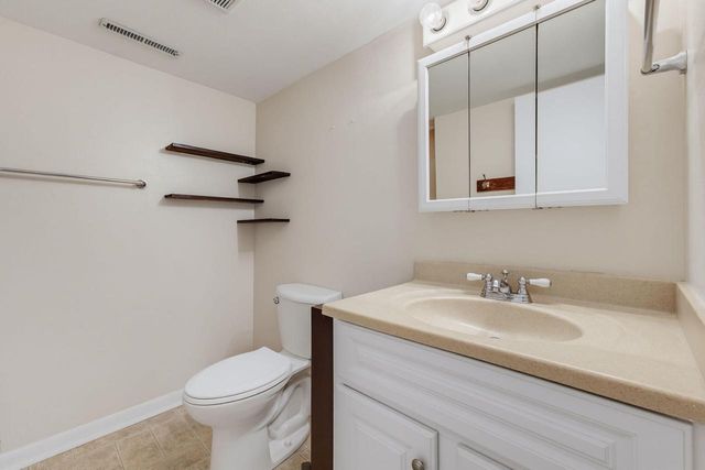 12405 W Crawford AVENUE, New Berlin, WI 53151