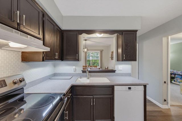 12405 W Crawford AVENUE, New Berlin, WI 53151