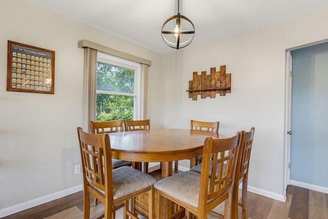 12405 W Crawford AVENUE, New Berlin, WI 53151