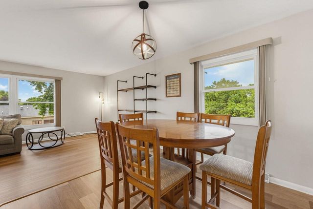 12405 W Crawford AVENUE, New Berlin, WI 53151