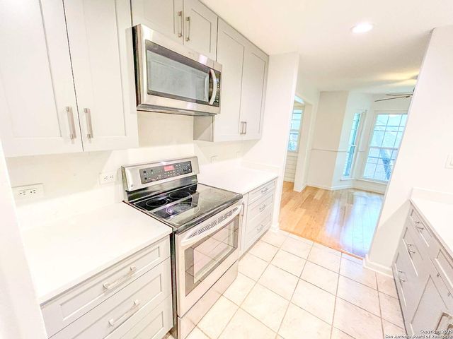 13130 Blanco Rd Apt 904, San Antonio, TX 78216