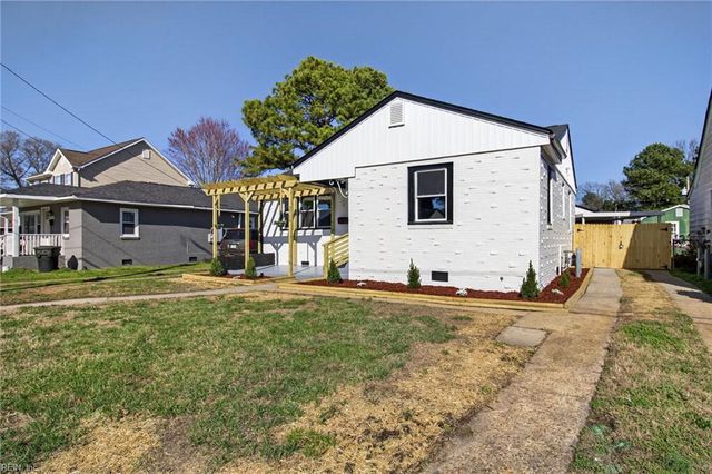 2711 Evergreen PL, Portsmouth, VA 23704