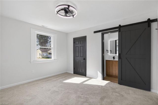 2711 Evergreen PL, Portsmouth, VA 23704