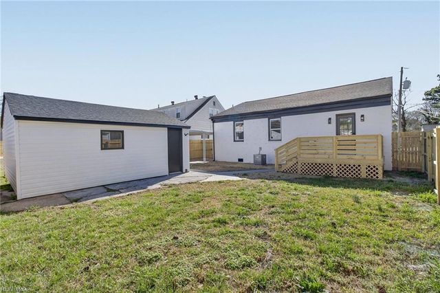 2711 Evergreen PL, Portsmouth, VA 23704