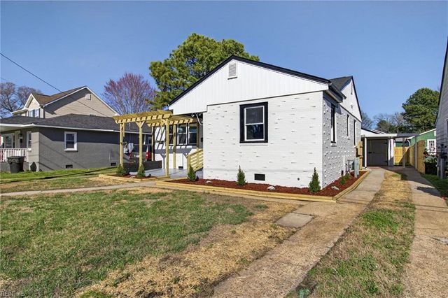 2711 Evergreen PL, Portsmouth, VA 23704