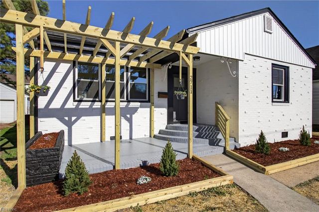 2711 Evergreen PL, Portsmouth, VA 23704