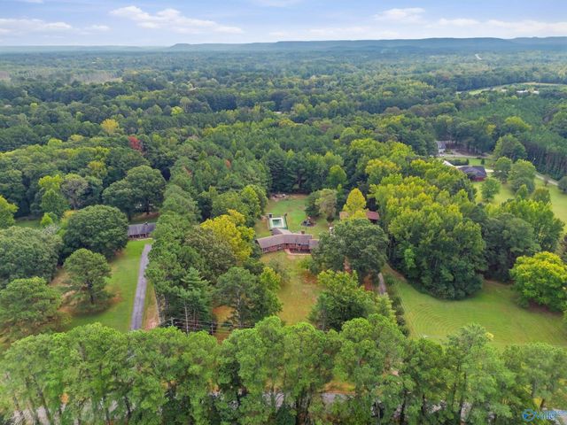 2306 Bethel Road NE, Hartselle, AL 35640
