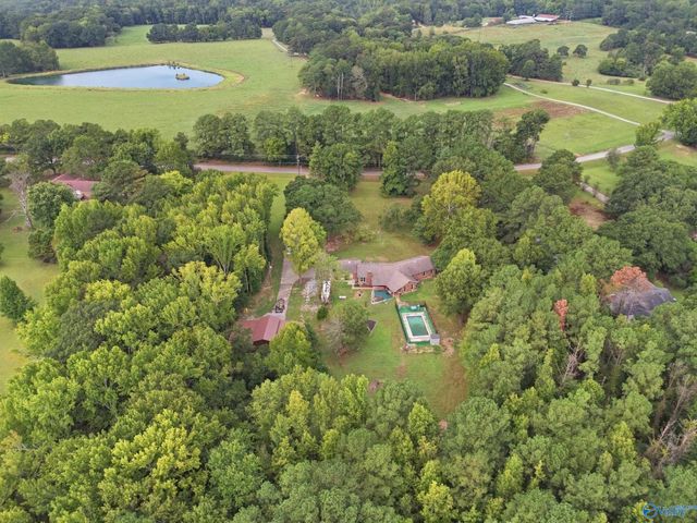 2306 Bethel Road NE, Hartselle, AL 35640