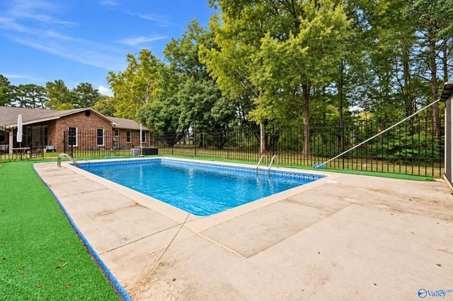 2306 Bethel Road NE, Hartselle, AL 35640