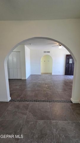 204 CLARISA Lane, El Paso, TX 79907