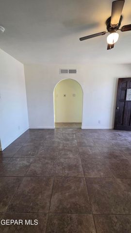 204 CLARISA Lane, El Paso, TX 79907