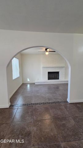 204 CLARISA Lane, El Paso, TX 79907