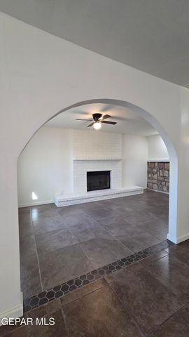 204 CLARISA Lane, El Paso, TX 79907