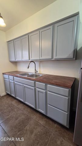 204 CLARISA Lane, El Paso, TX 79907