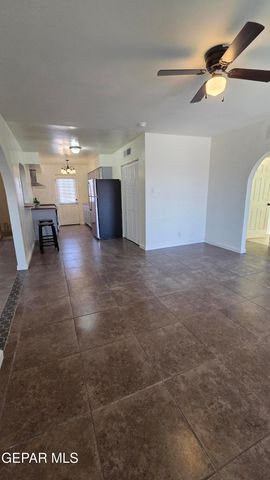 204 CLARISA Lane, El Paso, TX 79907