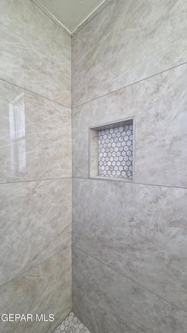 204 CLARISA Lane, El Paso, TX 79907