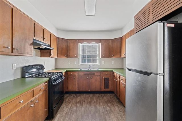 449 10th NW Street, Atlanta, GA 30318