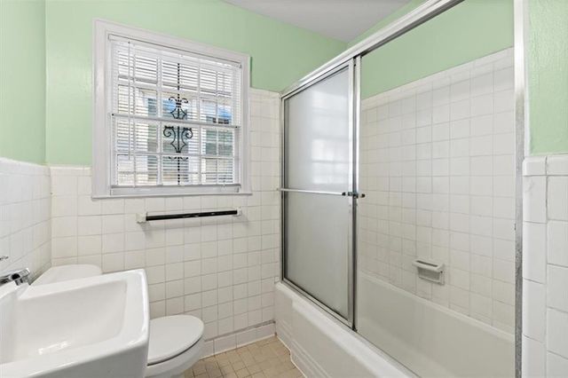 449 10th NW Street, Atlanta, GA 30318