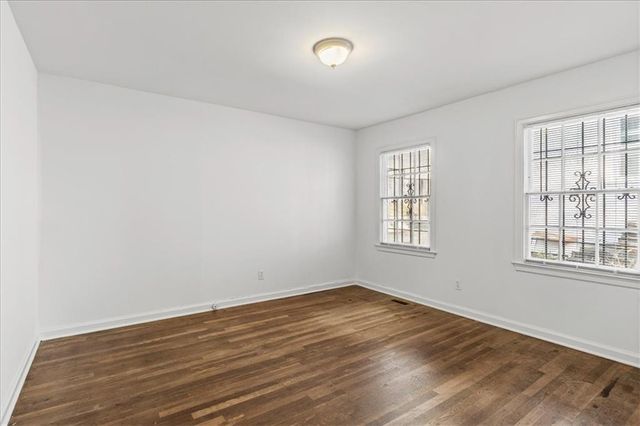 449 10th NW Street, Atlanta, GA 30318