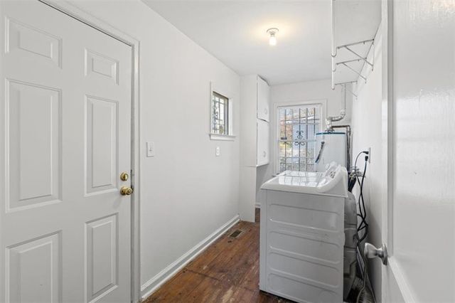 449 10th NW Street, Atlanta, GA 30318