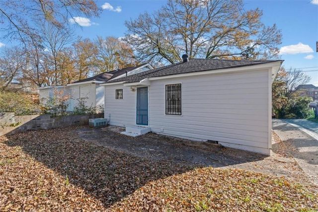 449 10th NW Street, Atlanta, GA 30318