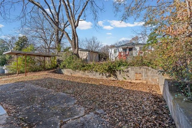 449 10th NW Street, Atlanta, GA 30318