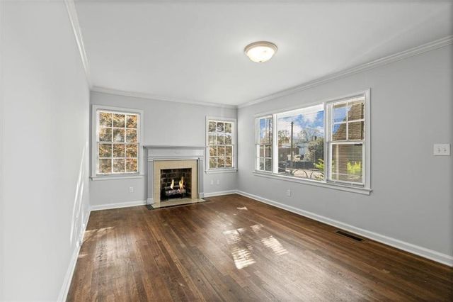 449 10th NW Street, Atlanta, GA 30318