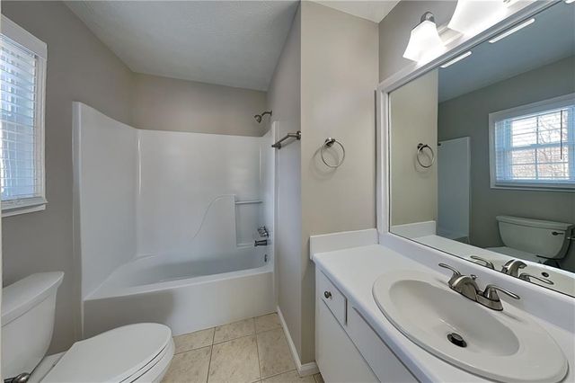 161 Bentley Parkway, Woodstock, GA 30188