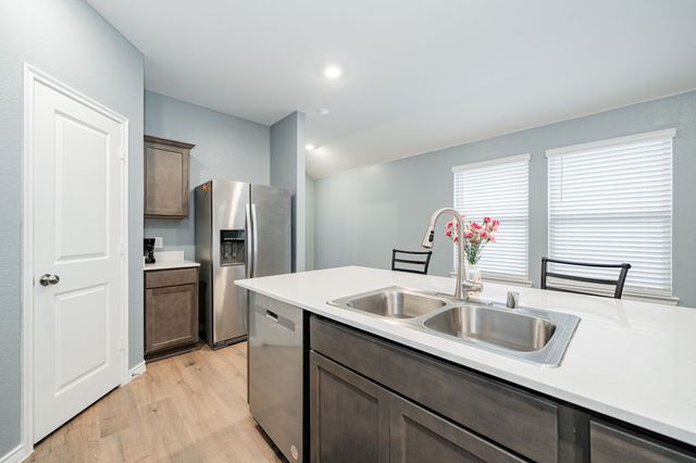 807 Sunrise Lane, Royse City, TX 75189