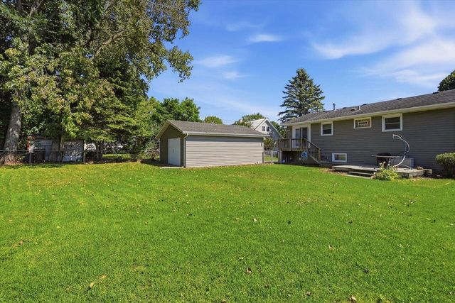 1204 N 12th AVENUE, West Bend, WI 53090