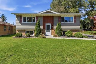 1204 N 12th AVENUE, West Bend, WI 53090