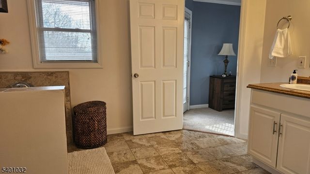 12 Ford Rd, Roxbury Twp., NJ 07850