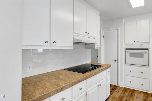 1312 W Andrews Avenue, Henderson, NC 27536