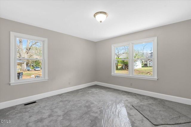 1312 W Andrews Avenue, Henderson, NC 27536