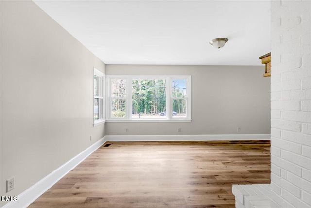 1312 W Andrews Avenue, Henderson, NC 27536