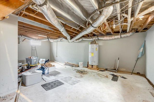 1312 W Andrews Avenue, Henderson, NC 27536