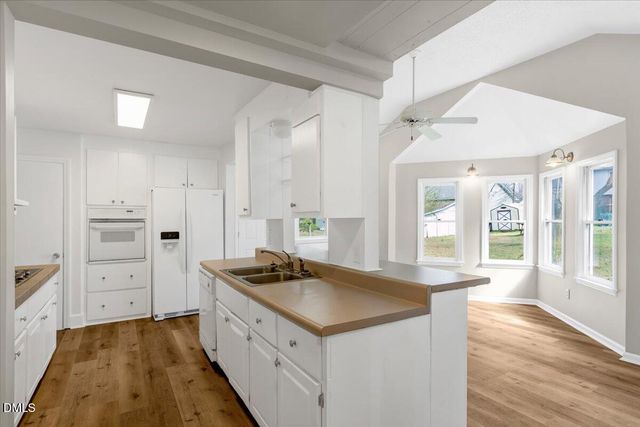 1312 W Andrews Avenue, Henderson, NC 27536