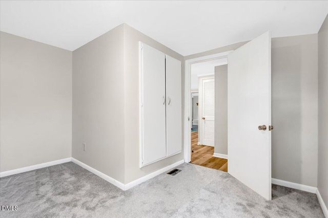 1312 W Andrews Avenue, Henderson, NC 27536