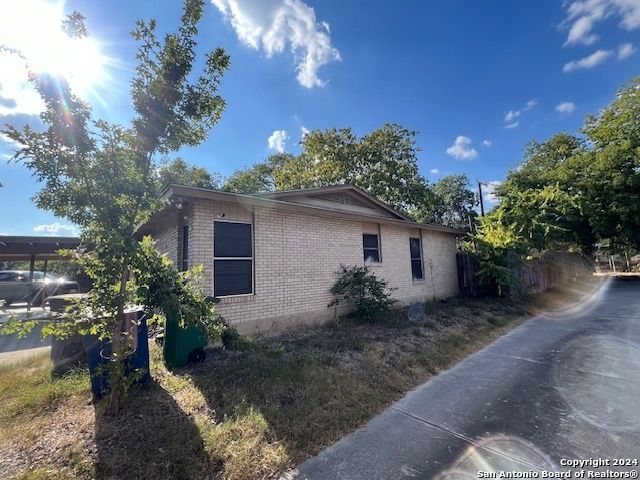 905 RITTIMAN RD, San Antonio, TX 78209