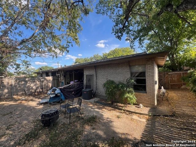 905 RITTIMAN RD, San Antonio, TX 78209