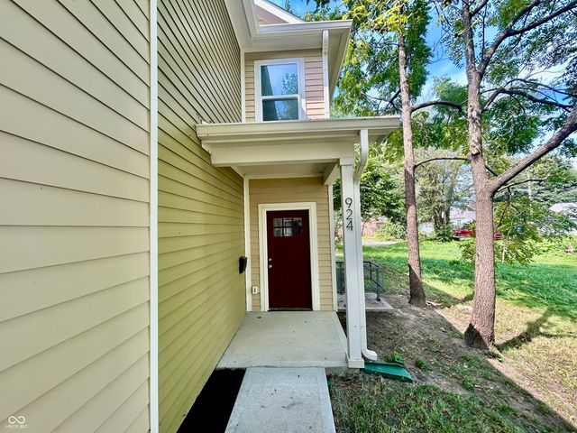 924 N Oakland Avenue, Indianapolis, IN 46201