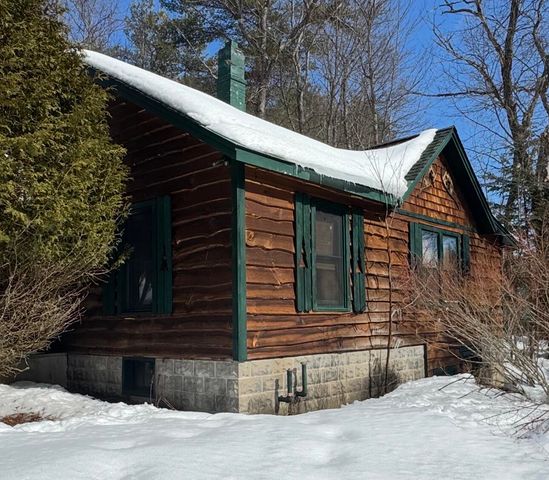 14 Passino Lane, Saranac Lake, NY 12983