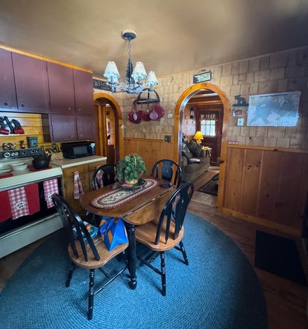 14 Passino Lane, Saranac Lake, NY 12983