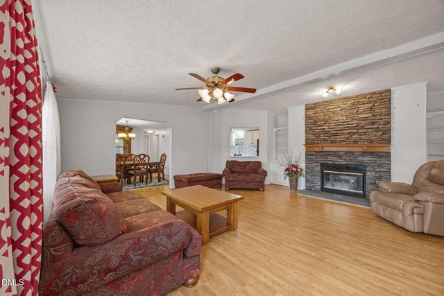 6514 Alvis Brooks Road, Oxford, NC 27565