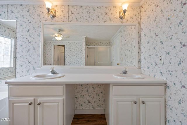 6514 Alvis Brooks Road, Oxford, NC 27565