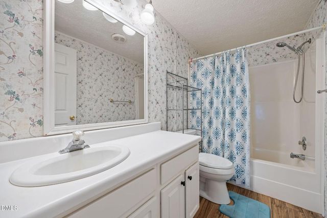 6514 Alvis Brooks Road, Oxford, NC 27565