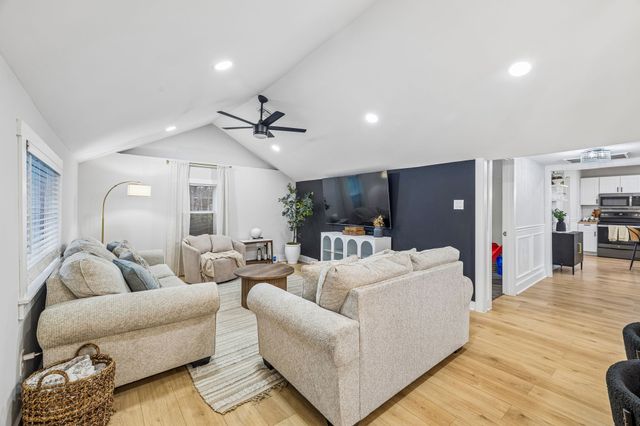 968 Peachers Mill Rd, Clarksville, TN 37042