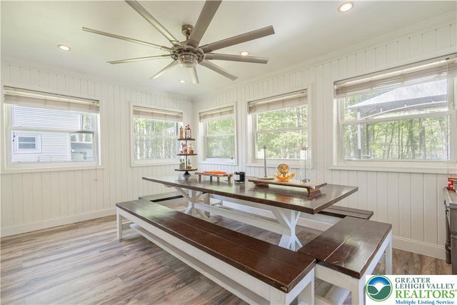 973 Country Place Drive, Coolbaugh Twp, PA 18466
